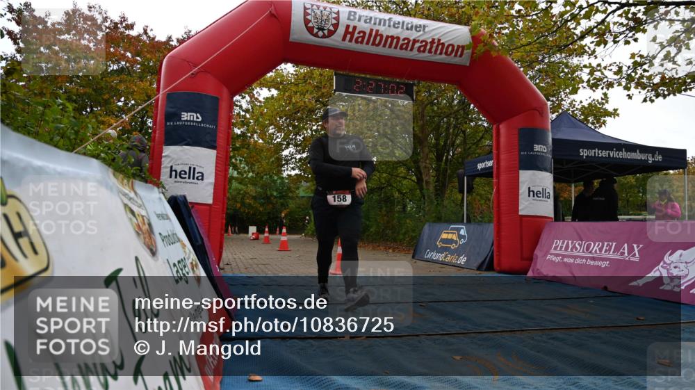 11.10.2026 - Bramfelder Halbmarathon 2026 J. Mangold http://msf.ph/oto/10836725 11.10.2026 11:57:01 Laufen 158 meine-sportfotos.de