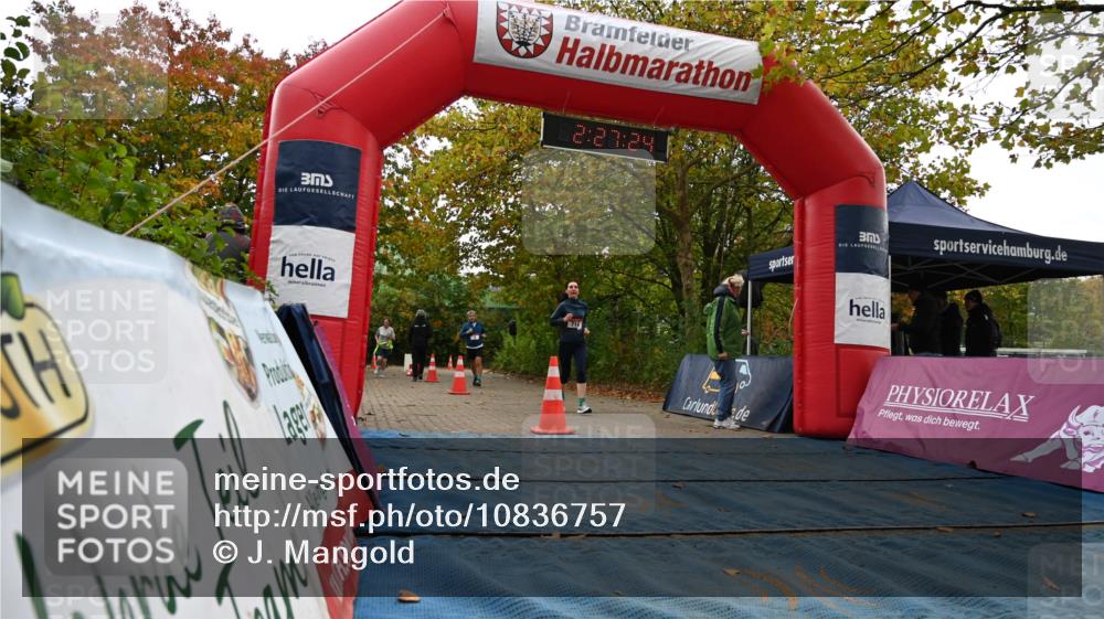 11.10.2026 - Bramfelder Halbmarathon 2026 J. Mangold http://msf.ph/oto/10836757 11.10.2026 11:57:23 Laufen 4, 320, 716, 800 meine-sportfotos.de