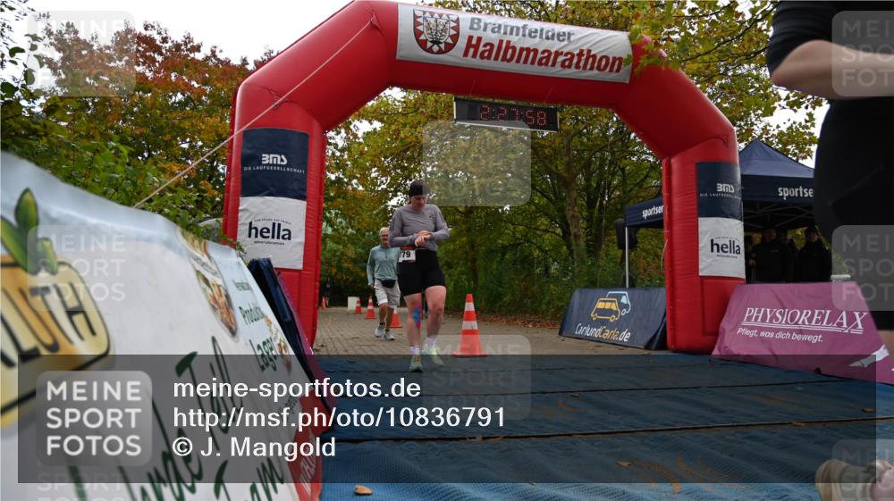 11.10.2026 - Bramfelder Halbmarathon 2026 J. Mangold http://msf.ph/oto/10836791 11.10.2026 11:57:56 Laufen 50, 115, 511 meine-sportfotos.de