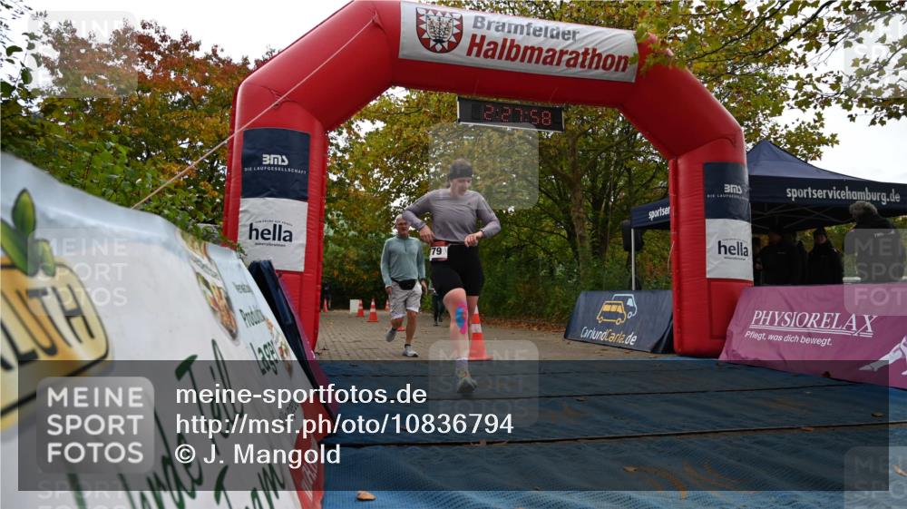 11.10.2026 - Bramfelder Halbmarathon 2026 J. Mangold http://msf.ph/oto/10836794 11.10.2026 11:57:57 Laufen 50, 115, 511 meine-sportfotos.de