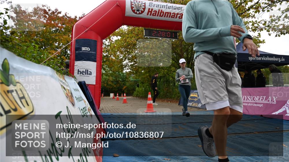 11.10.2026 - Bramfelder Halbmarathon 2026 J. Mangold http://msf.ph/oto/10836807 11.10.2026 11:58:00 Laufen 50, 115 meine-sportfotos.de