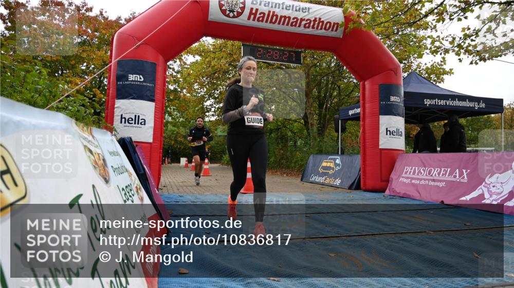 11.10.2026 - Bramfelder Halbmarathon 2026 J. Mangold http://msf.ph/oto/10836817 11.10.2026 11:58:26 Laufen 569, 785 meine-sportfotos.de