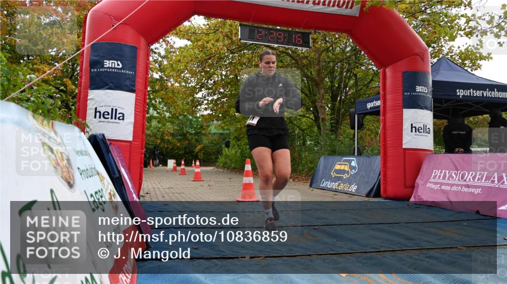 11.10.2026 - Bramfelder Halbmarathon 2026 J. Mangold http://msf.ph/oto/10836859 11.10.2026 11:59:15 Laufen 261 meine-sportfotos.de