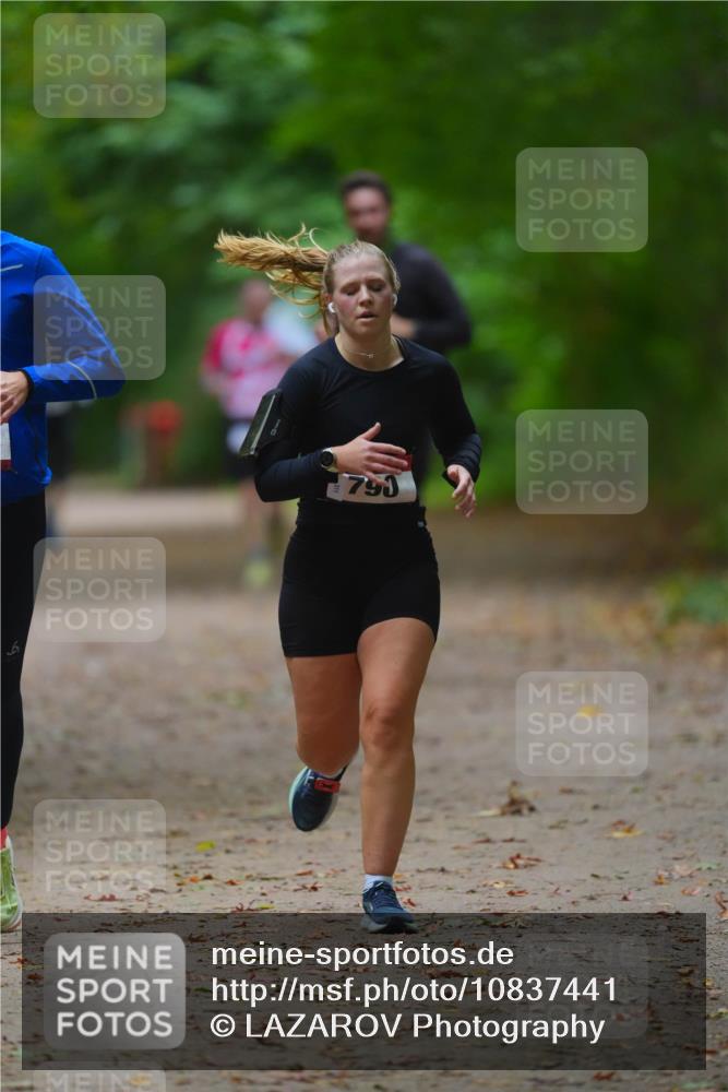 11.10.2026 - Bramfelder Halbmarathon 2026 LAZAROV Photography http://msf.ph/oto/10837441 11.10.2026 11:50:45 Laufen 790 meine-sportfotos.de
