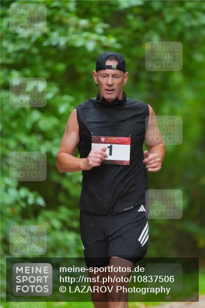 11.10.2026 - Bramfelder Halbmarathon 2026 LAZAROV Photography http://msf.ph/oto/10837506 11.10.2026 11:51:54 Laufen 35, 1 meine-sportfotos.de