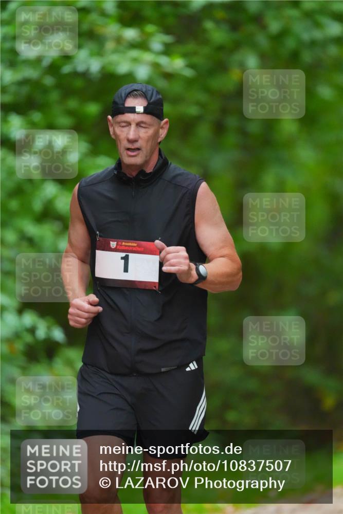 11.10.2026 - Bramfelder Halbmarathon 2026 LAZAROV Photography http://msf.ph/oto/10837507 11.10.2026 11:51:55 Laufen 35, 1 meine-sportfotos.de