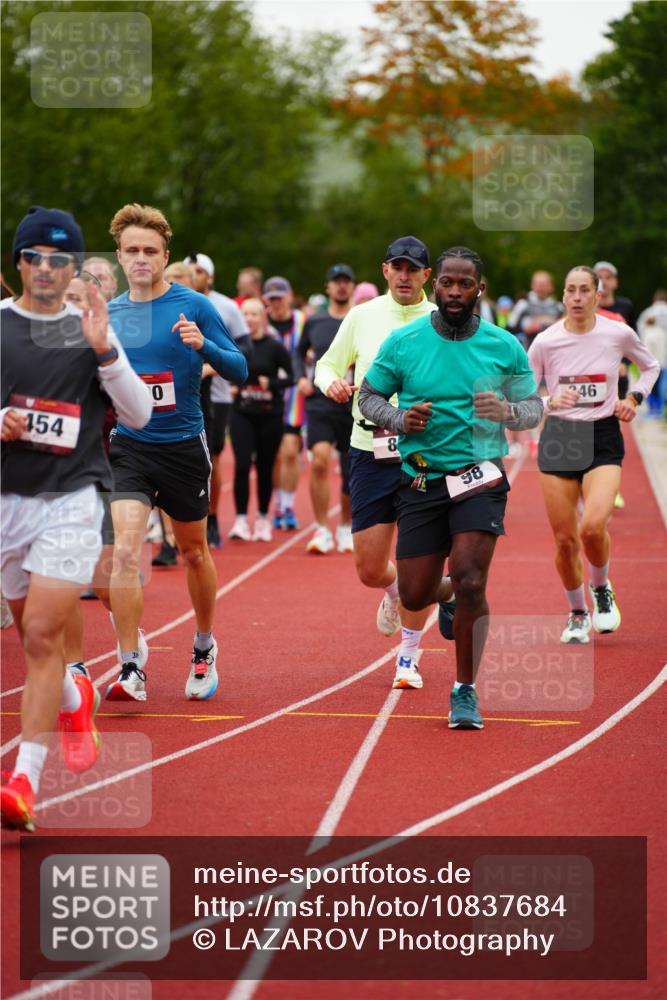 11.10.2026 - Bramfelder Halbmarathon 2026 LAZAROV Photography http://msf.ph/oto/10837684 11.10.2026 09:34:26 Laufen 454, 0, 8, 98, 46 meine-sportfotos.de