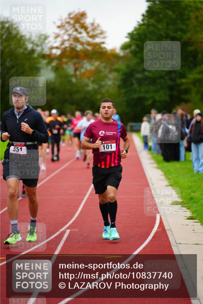11.10.2026 - Bramfelder Halbmarathon 2026 LAZAROV Photography http://msf.ph/oto/10837740 11.10.2026 09:34:46 Laufen 551, 42, 101 meine-sportfotos.de