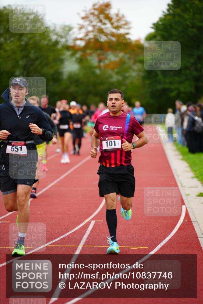 11.10.2026 - Bramfelder Halbmarathon 2026 LAZAROV Photography http://msf.ph/oto/10837746 11.10.2026 09:34:47 Laufen 6, 551, 42, 101, 20 meine-sportfotos.de