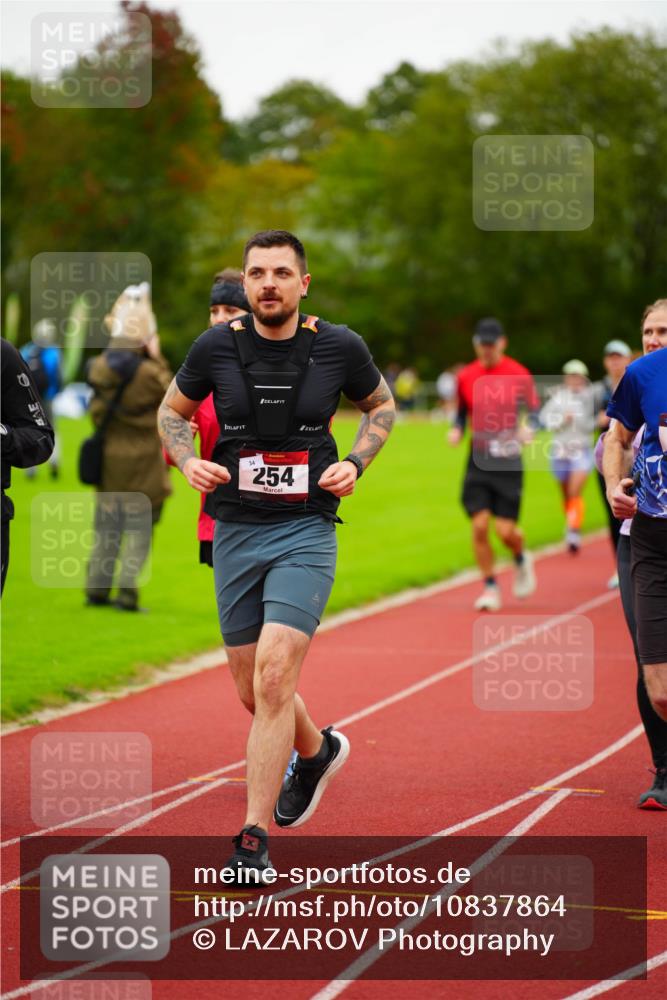 11.10.2026 - Bramfelder Halbmarathon 2026 LAZAROV Photography http://msf.ph/oto/10837864 11.10.2026 09:35:15 Laufen 254 meine-sportfotos.de