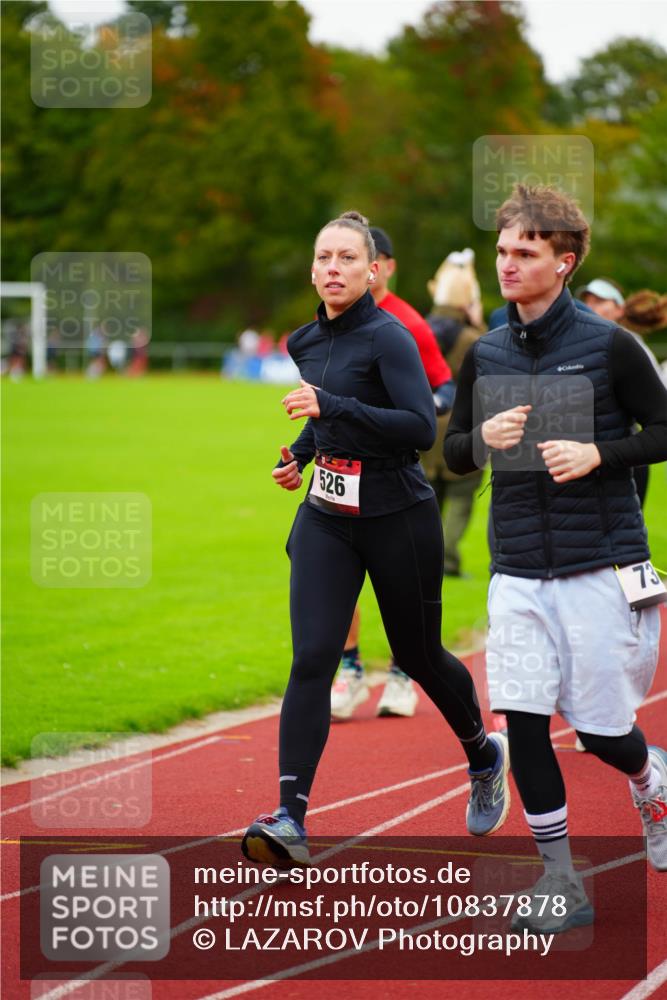 11.10.2026 - Bramfelder Halbmarathon 2026 LAZAROV Photography http://msf.ph/oto/10837878 11.10.2026 09:35:18 Laufen 526, 73 meine-sportfotos.de