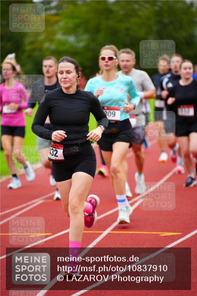 11.10.2026 - Bramfelder Halbmarathon 2026 LAZAROV Photography http://msf.ph/oto/10837910 11.10.2026 09:35:26 Laufen 132, 309 meine-sportfotos.de