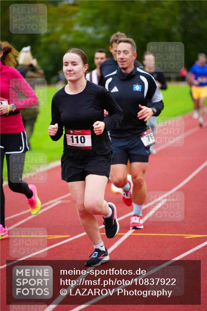 11.10.2026 - Bramfelder Halbmarathon 2026 LAZAROV Photography http://msf.ph/oto/10837922 11.10.2026 09:35:28 Laufen 110, 76 meine-sportfotos.de