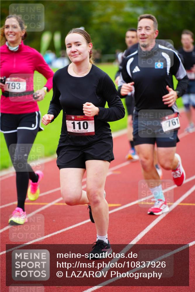 11.10.2026 - Bramfelder Halbmarathon 2026 LAZAROV Photography http://msf.ph/oto/10837926 11.10.2026 09:35:28 Laufen 793, 35, 110, 761 meine-sportfotos.de