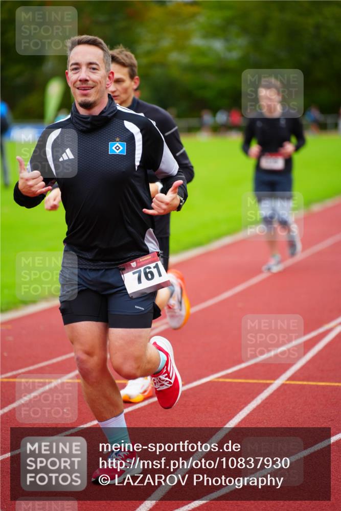 11.10.2026 - Bramfelder Halbmarathon 2026 LAZAROV Photography http://msf.ph/oto/10837930 11.10.2026 09:35:29 Laufen 761 meine-sportfotos.de