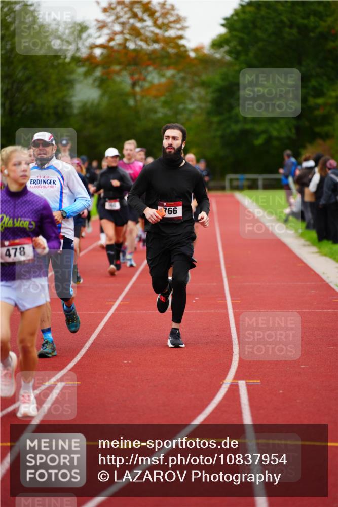 11.10.2026 - Bramfelder Halbmarathon 2026 LAZAROV Photography http://msf.ph/oto/10837954 11.10.2026 09:35:39 Laufen 478, 766 meine-sportfotos.de