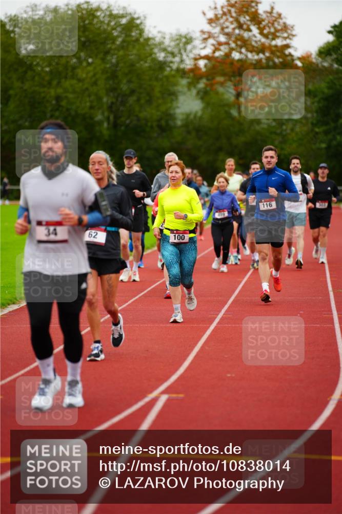 11.10.2026 - Bramfelder Halbmarathon 2026 LAZAROV Photography http://msf.ph/oto/10838014 11.10.2026 09:35:50 Laufen 34, 62, 100, 439, 6, 116, 303 meine-sportfotos.de
