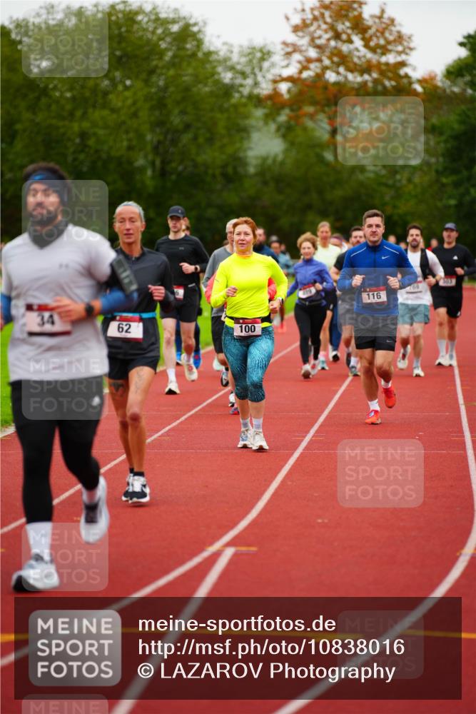 11.10.2026 - Bramfelder Halbmarathon 2026 LAZAROV Photography http://msf.ph/oto/10838016 11.10.2026 09:35:50 Laufen 34, 123, 62, 100, 219, 116, 769, 303 meine-sportfotos.de