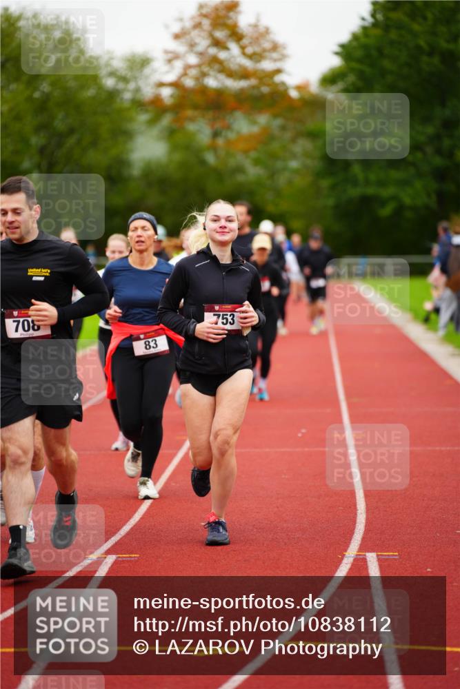 11.10.2026 - Bramfelder Halbmarathon 2026 LAZAROV Photography http://msf.ph/oto/10838112 11.10.2026 09:36:15 Laufen 708, 83, 753 meine-sportfotos.de