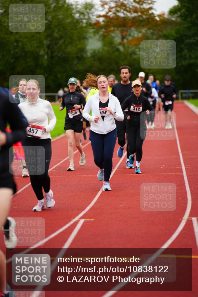 11.10.2026 - Bramfelder Halbmarathon 2026 LAZAROV Photography http://msf.ph/oto/10838122 11.10.2026 09:36:17 Laufen 457, 356, 616, 312 meine-sportfotos.de