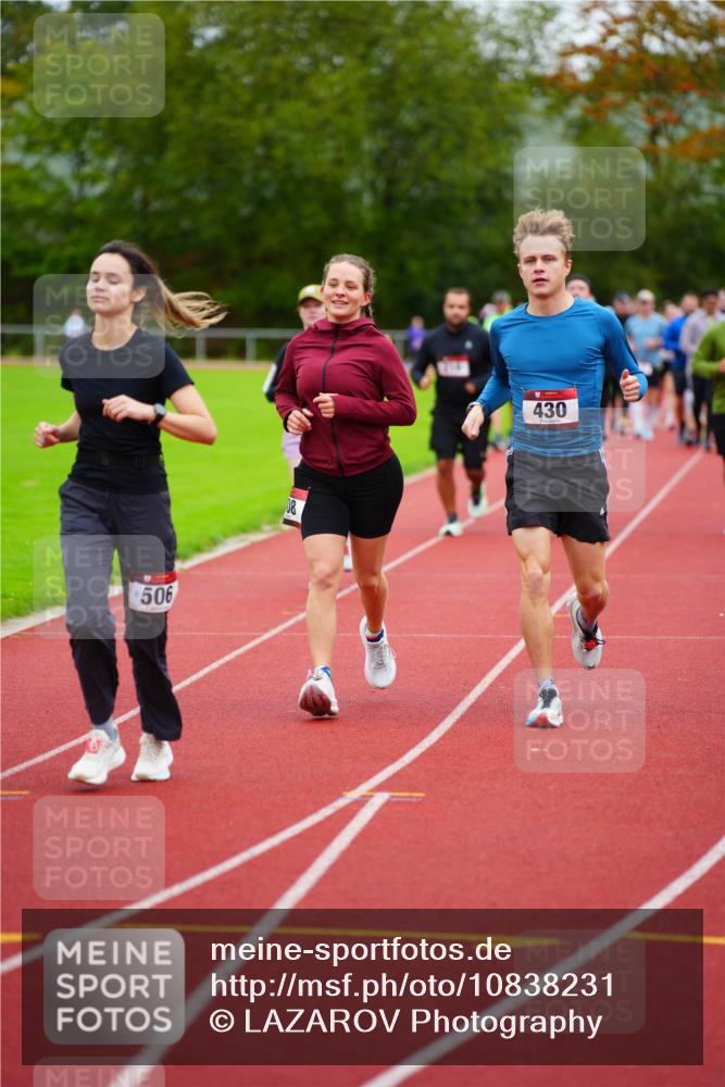 11.10.2026 - Bramfelder Halbmarathon 2026 LAZAROV Photography http://msf.ph/oto/10838231 11.10.2026 09:36:43 Laufen 506, 430 meine-sportfotos.de