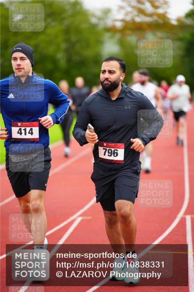 11.10.2026 - Bramfelder Halbmarathon 2026 LAZAROV Photography http://msf.ph/oto/10838331 11.10.2026 09:37:10 Laufen 414, 796 meine-sportfotos.de