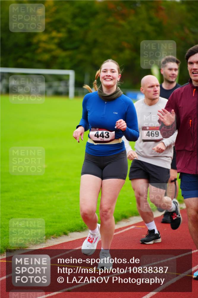 11.10.2026 - Bramfelder Halbmarathon 2026 LAZAROV Photography http://msf.ph/oto/10838387 11.10.2026 09:37:26 Laufen 443, 469 meine-sportfotos.de