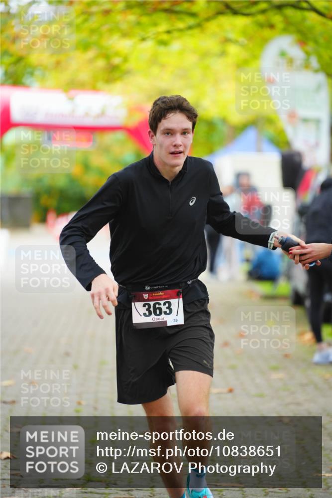 11.10.2026 - Bramfelder Halbmarathon 2026 LAZAROV Photography http://msf.ph/oto/10838651 11.10.2026 10:16:52 Laufen 363, 39 meine-sportfotos.de