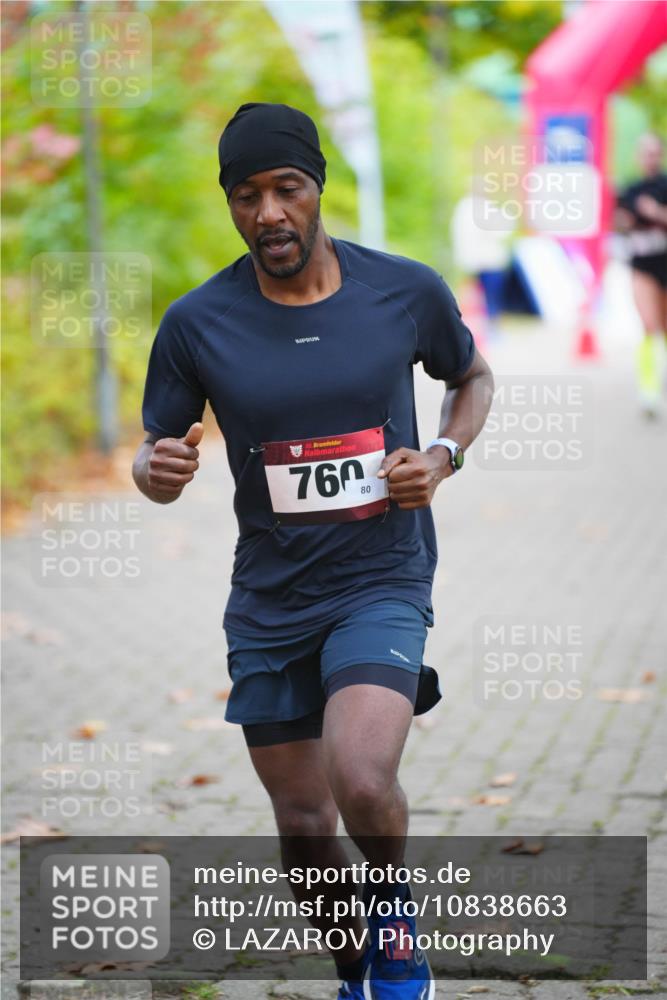 11.10.2026 - Bramfelder Halbmarathon 2026 LAZAROV Photography http://msf.ph/oto/10838663 11.10.2026 10:20:23 Laufen 760 meine-sportfotos.de