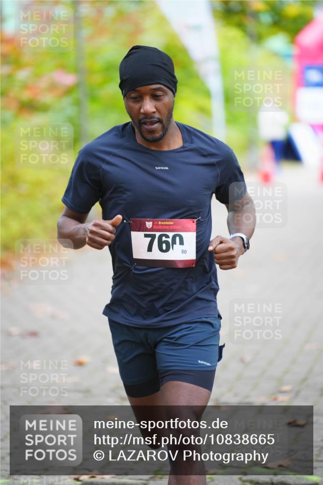 11.10.2026 - Bramfelder Halbmarathon 2026 LAZAROV Photography http://msf.ph/oto/10838665 11.10.2026 10:20:23 Laufen 35, 760, 80 meine-sportfotos.de