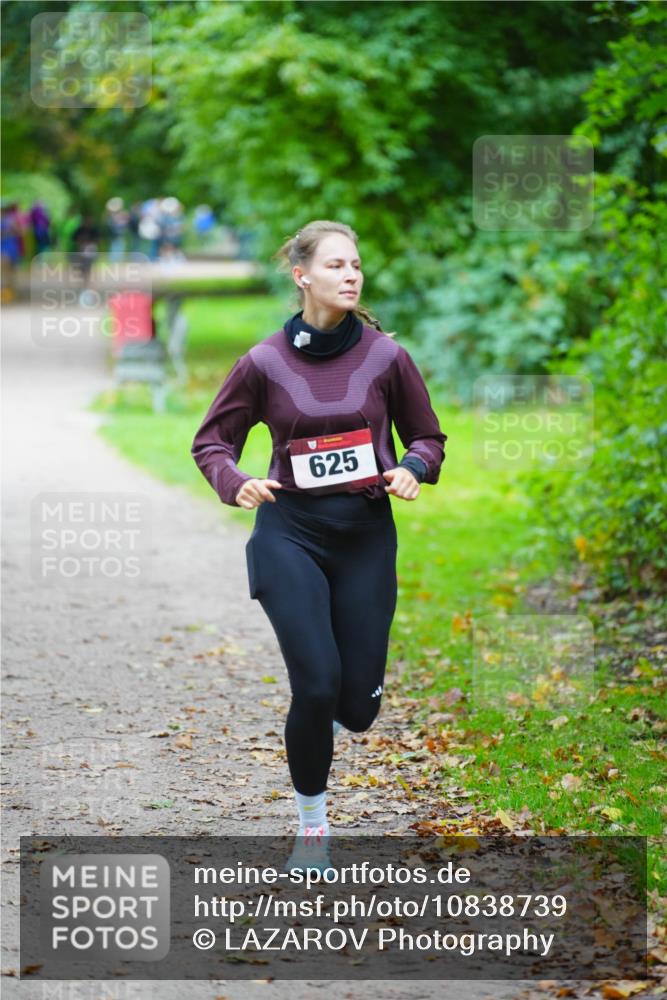 11.10.2026 - Bramfelder Halbmarathon 2026 LAZAROV Photography http://msf.ph/oto/10838739 11.10.2026 10:38:40 Laufen 625 meine-sportfotos.de