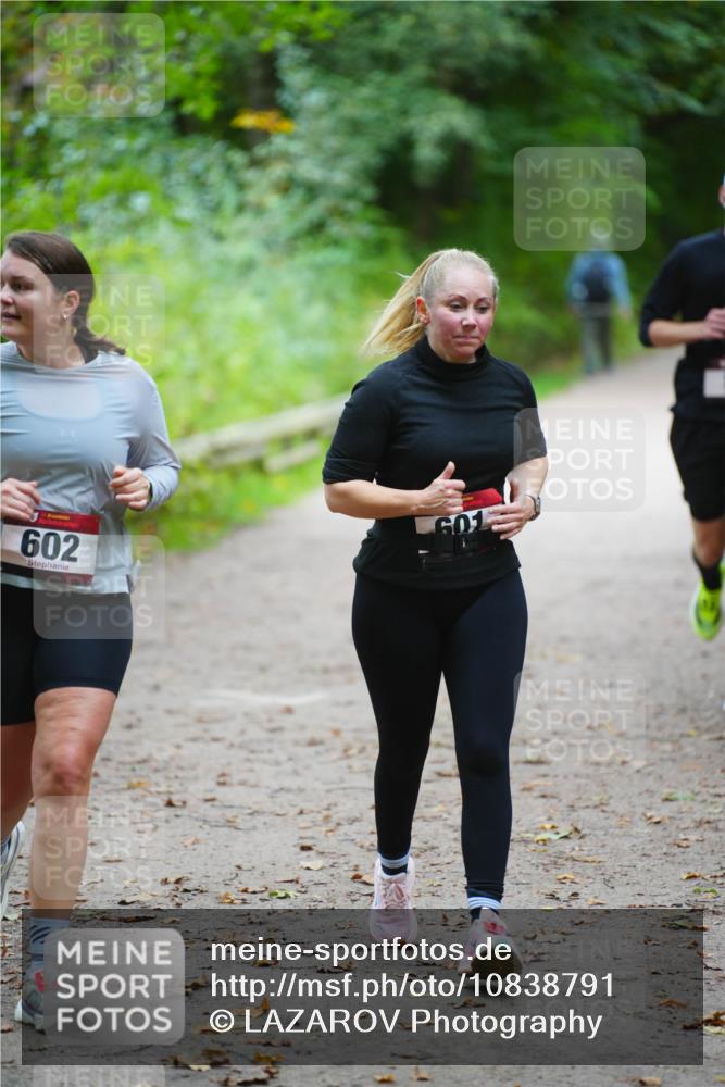 11.10.2026 - Bramfelder Halbmarathon 2026 LAZAROV Photography http://msf.ph/oto/10838791 11.10.2026 10:44:31 Laufen 602, 601 meine-sportfotos.de