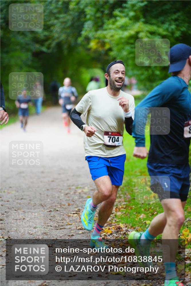 11.10.2026 - Bramfelder Halbmarathon 2026 LAZAROV Photography http://msf.ph/oto/10838845 11.10.2026 10:44:48 Laufen 704, 63 meine-sportfotos.de