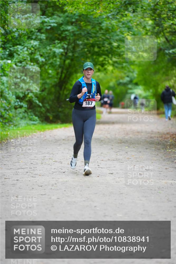 11.10.2026 - Bramfelder Halbmarathon 2026 LAZAROV Photography http://msf.ph/oto/10838941 11.10.2026 11:12:46 Laufen 187 meine-sportfotos.de