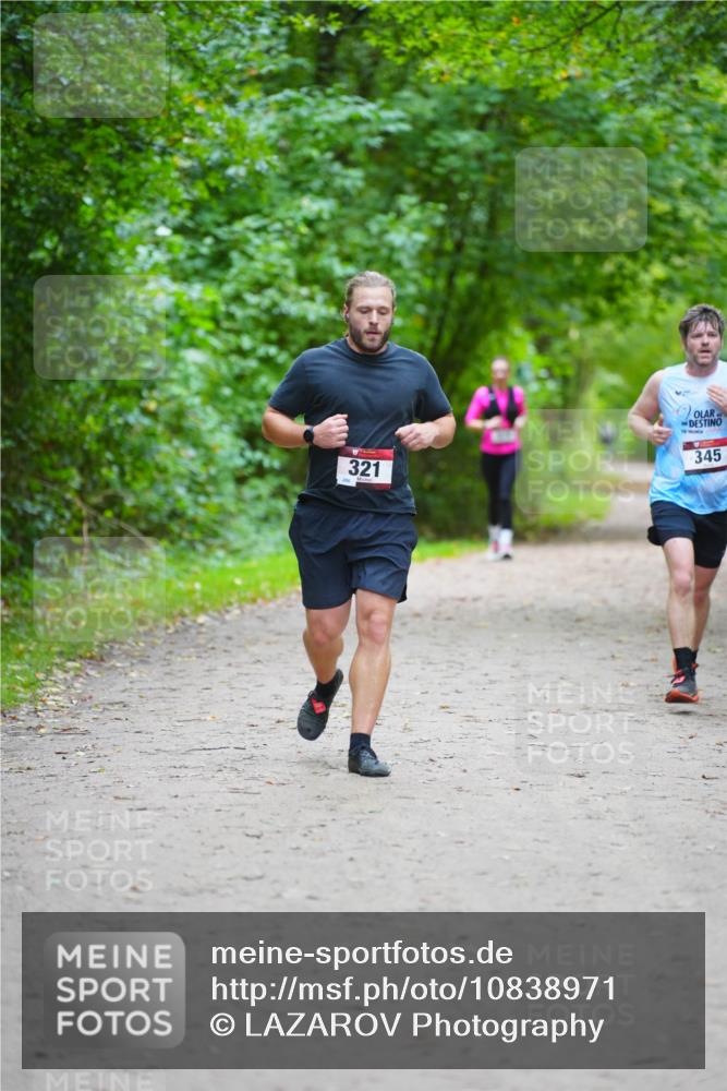 11.10.2026 - Bramfelder Halbmarathon 2026 LAZAROV Photography http://msf.ph/oto/10838971 11.10.2026 11:13:42 Laufen 321, 440, 345 meine-sportfotos.de