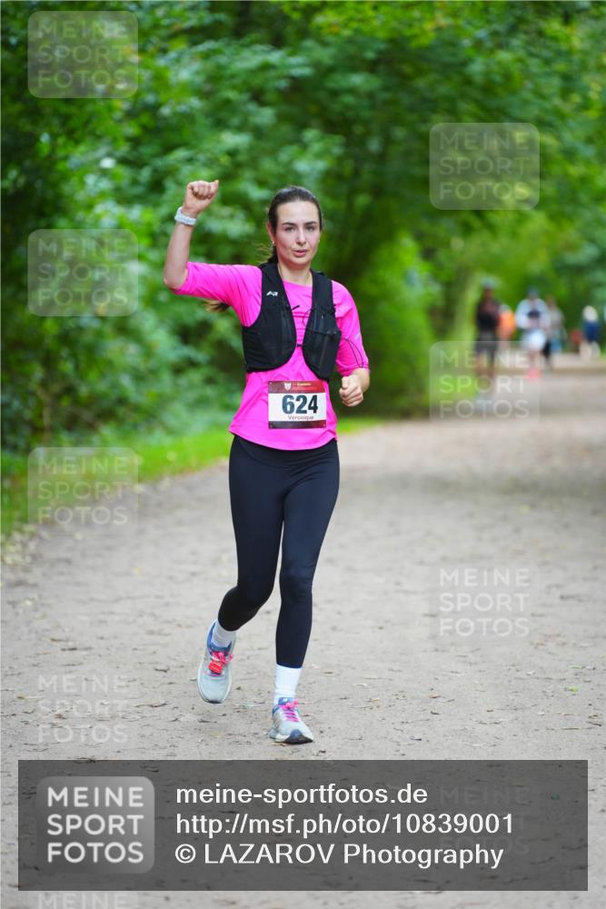 11.10.2026 - Bramfelder Halbmarathon 2026 LAZAROV Photography http://msf.ph/oto/10839001 11.10.2026 11:13:51 Laufen 624 meine-sportfotos.de