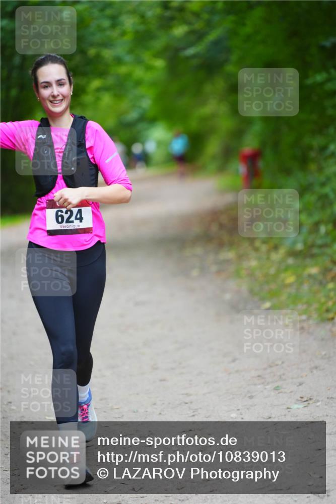 11.10.2026 - Bramfelder Halbmarathon 2026 LAZAROV Photography http://msf.ph/oto/10839013 11.10.2026 11:13:52 Laufen 624 meine-sportfotos.de