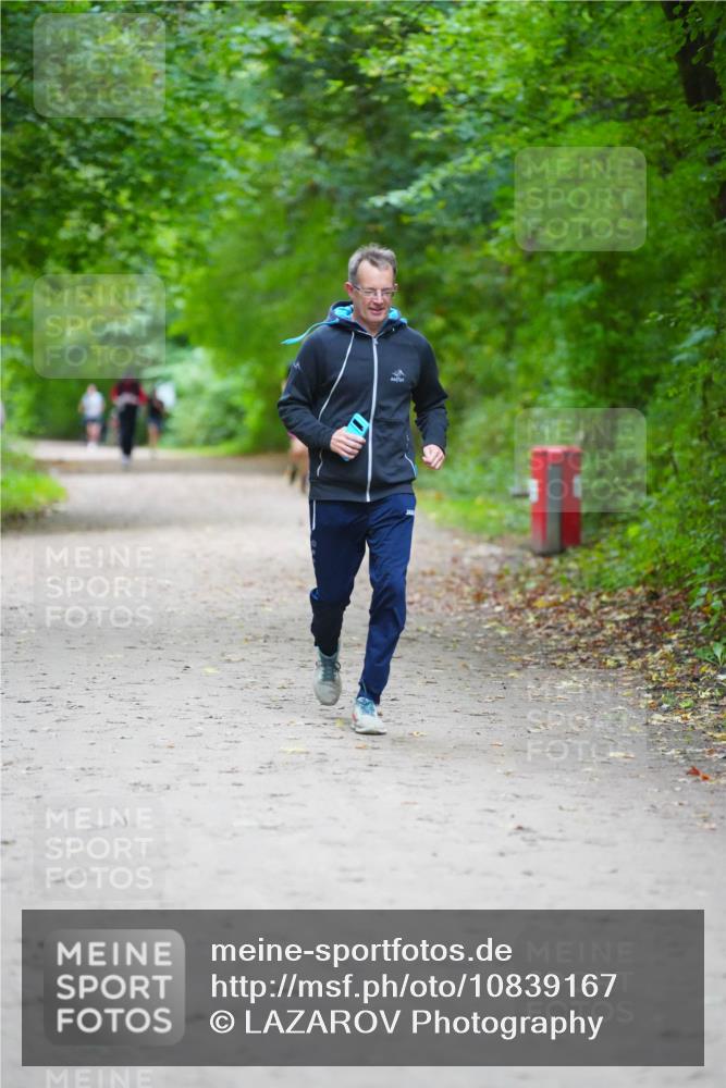 11.10.2026 - Bramfelder Halbmarathon 2026 LAZAROV Photography http://msf.ph/oto/10839167 11.10.2026 11:43:30 Laufen  meine-sportfotos.de