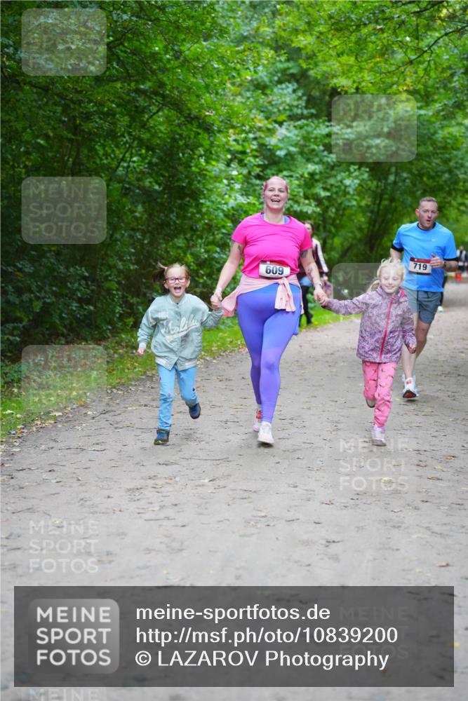 11.10.2026 - Bramfelder Halbmarathon 2026 LAZAROV Photography http://msf.ph/oto/10839200 11.10.2026 11:48:42 Laufen 609, 719 meine-sportfotos.de