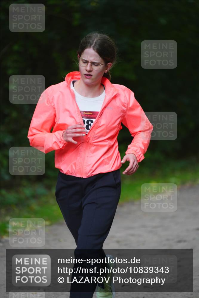 11.10.2026 - Bramfelder Halbmarathon 2026 LAZAROV Photography http://msf.ph/oto/10839343 11.10.2026 11:55:14 Laufen 35, 8 meine-sportfotos.de
