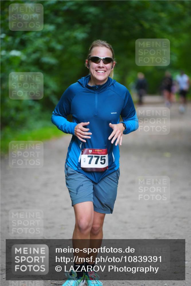 11.10.2026 - Bramfelder Halbmarathon 2026 LAZAROV Photography http://msf.ph/oto/10839391 11.10.2026 11:56:47 Laufen 7, 35, 775 meine-sportfotos.de
