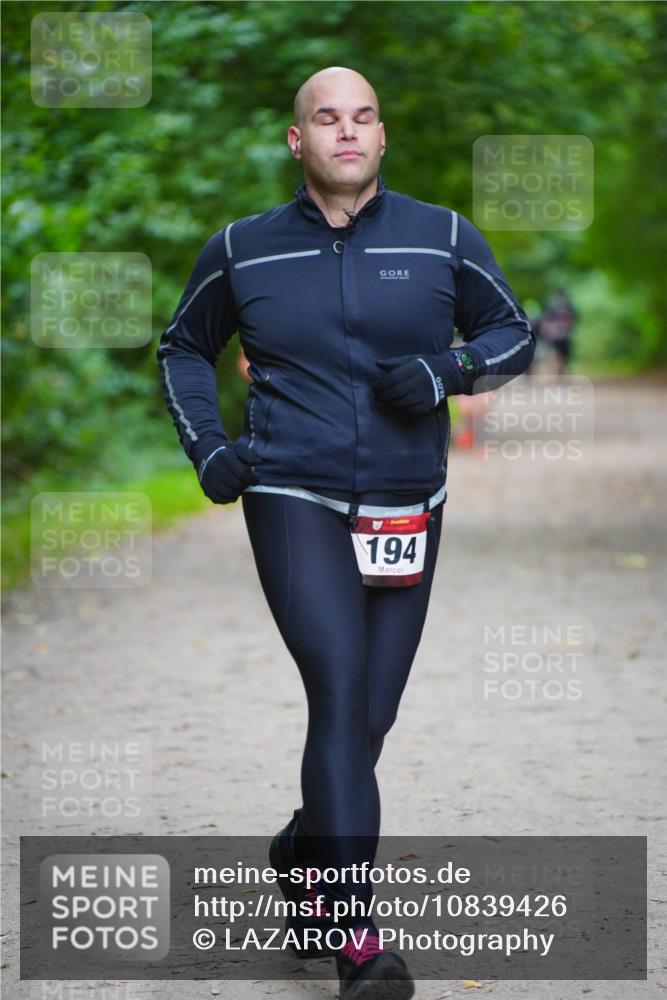 11.10.2026 - Bramfelder Halbmarathon 2026 LAZAROV Photography http://msf.ph/oto/10839426 11.10.2026 11:57:10 Laufen 194 meine-sportfotos.de