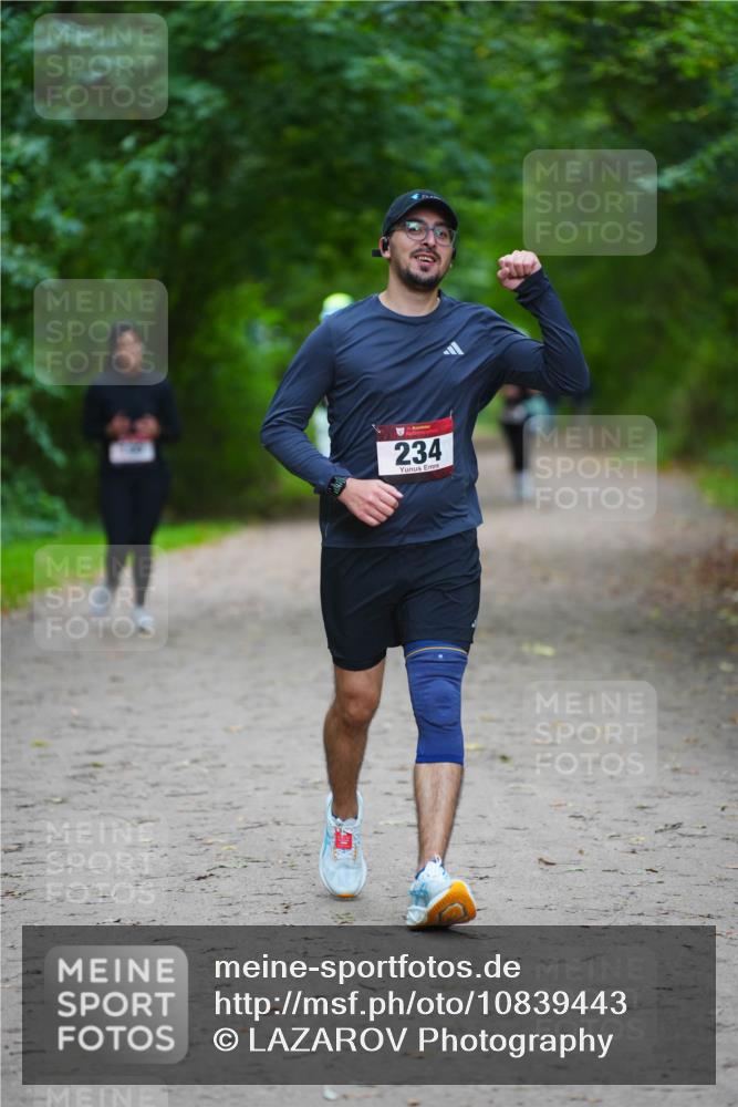 11.10.2026 - Bramfelder Halbmarathon 2026 LAZAROV Photography http://msf.ph/oto/10839443 11.10.2026 11:57:34 Laufen 234 meine-sportfotos.de