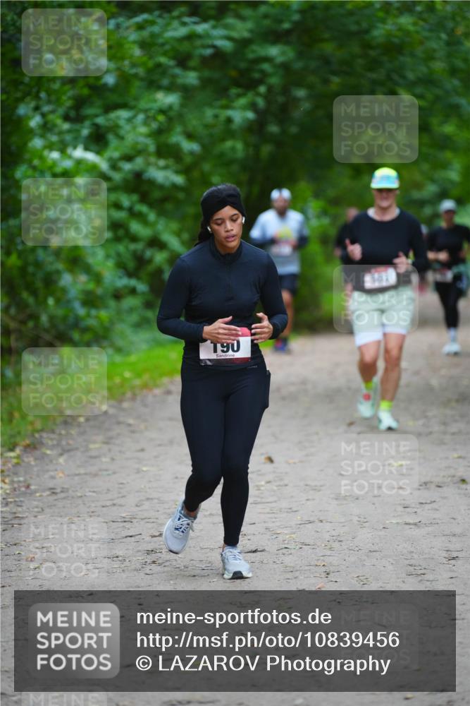 11.10.2026 - Bramfelder Halbmarathon 2026 LAZAROV Photography http://msf.ph/oto/10839456 11.10.2026 11:57:39 Laufen 190 meine-sportfotos.de