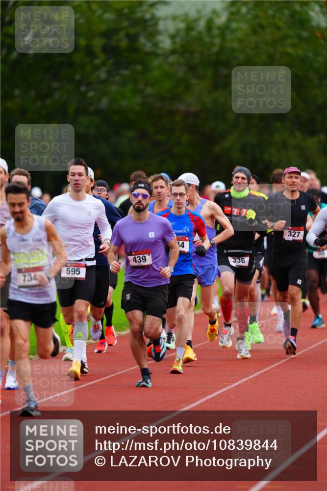 11.10.2026 - Bramfelder Halbmarathon 2026 LAZAROV Photography http://msf.ph/oto/10839844 11.10.2026 09:30:24 Laufen 595, 73, 439, 4, 14, 336, 327 meine-sportfotos.de