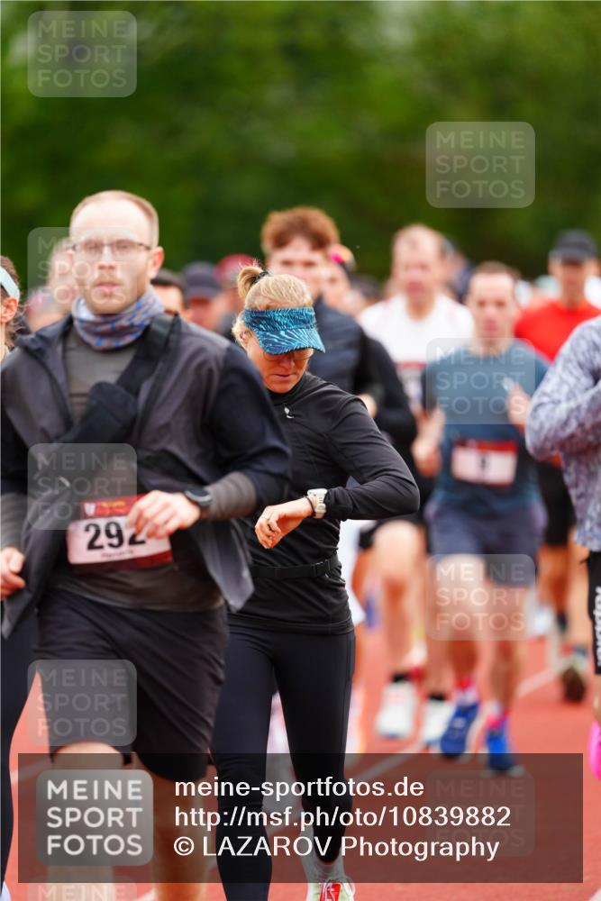 11.10.2026 - Bramfelder Halbmarathon 2026 LAZAROV Photography http://msf.ph/oto/10839882 11.10.2026 09:30:48 Laufen 292 meine-sportfotos.de