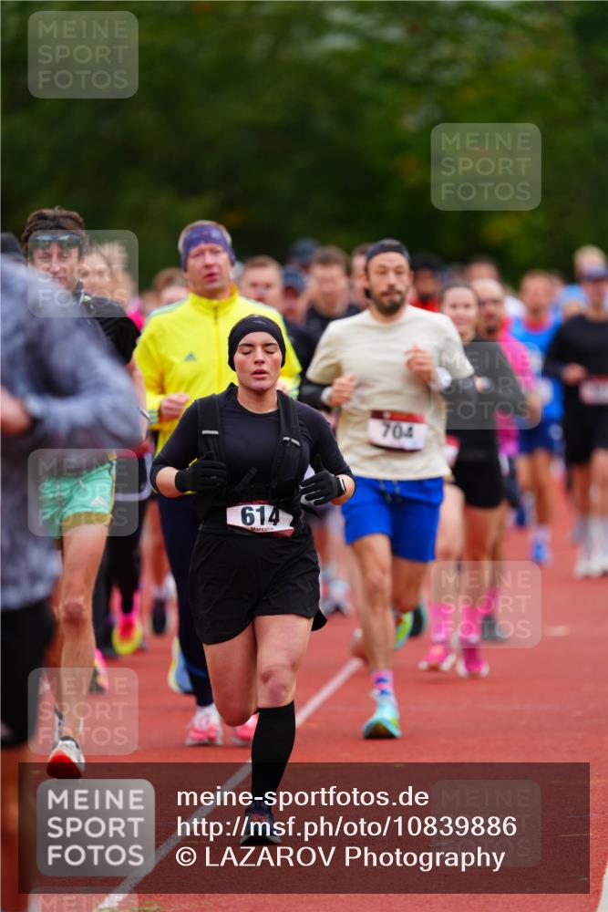 11.10.2026 - Bramfelder Halbmarathon 2026 LAZAROV Photography http://msf.ph/oto/10839886 11.10.2026 09:30:49 Laufen 614, 704 meine-sportfotos.de