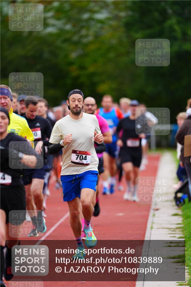 11.10.2026 - Bramfelder Halbmarathon 2026 LAZAROV Photography http://msf.ph/oto/10839889 11.10.2026 09:30:50 Laufen 36, 10, 704, 63 meine-sportfotos.de