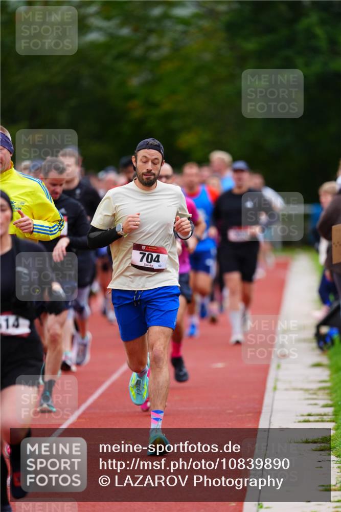 11.10.2026 - Bramfelder Halbmarathon 2026 LAZAROV Photography http://msf.ph/oto/10839890 11.10.2026 09:30:50 Laufen 14, 704, 63 meine-sportfotos.de