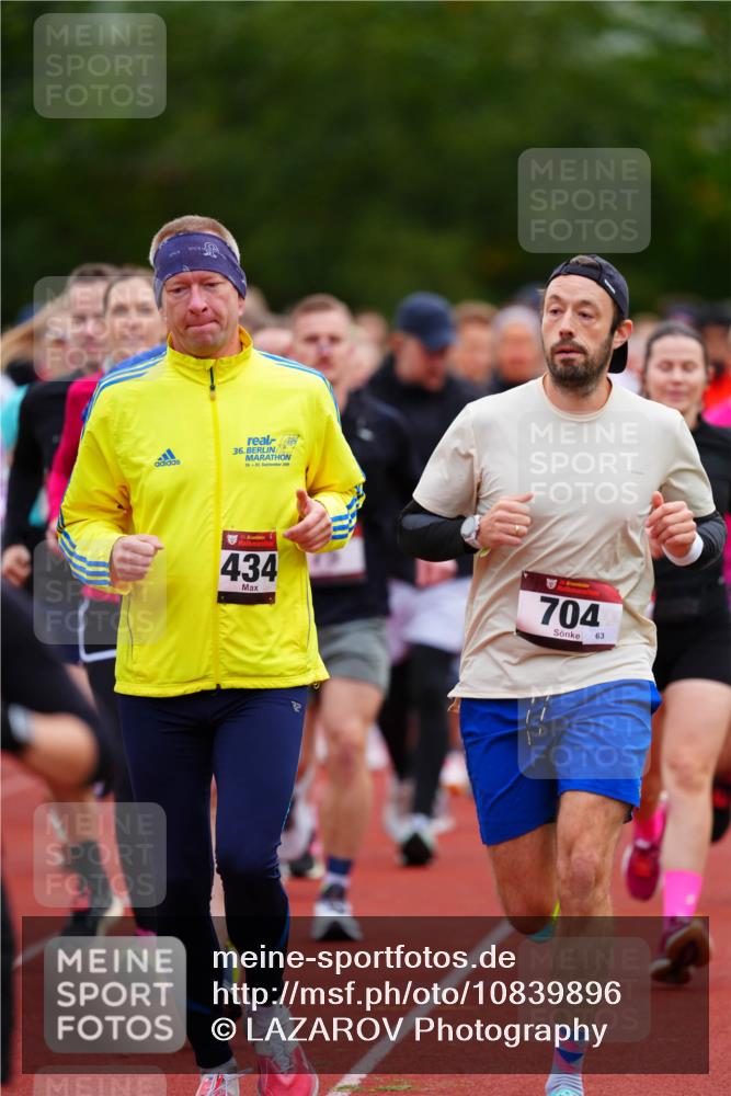 11.10.2026 - Bramfelder Halbmarathon 2026 LAZAROV Photography http://msf.ph/oto/10839896 11.10.2026 09:30:53 Laufen 36, 19, 20, 2009, 35, 434, 704, 63 meine-sportfotos.de